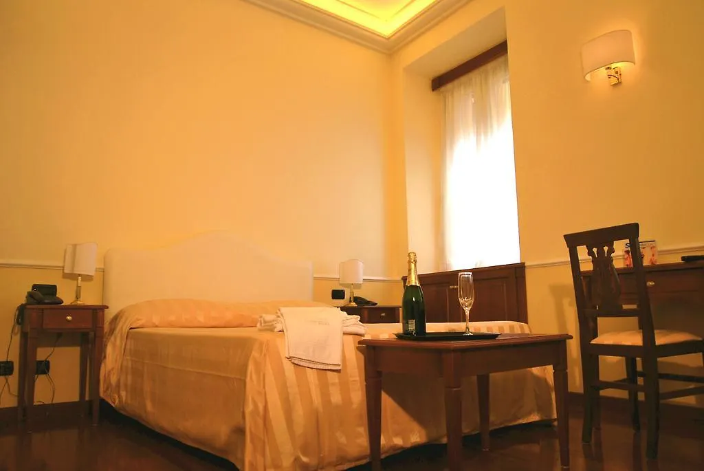 *** Guest house Luxury Ludovisi Rooms Rome Italy